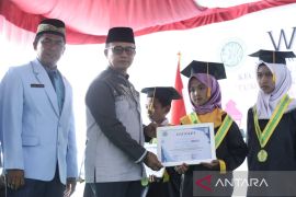 Wabup Bangka mewisuda 189 santri TKA/TPA