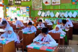 Bukittinggi butuh ratusan guru muatan lokal