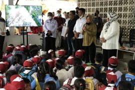Kemensos bantu sediakan sarana belajar daring untuk anak di pulau penyangga Batam