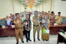 Dharmasraya tingkatkan kapasitas SDM perlindungan perempuan dan anak