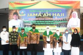 Plh Sekda Bintan lepas 34 calon haji