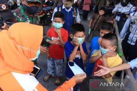 Moeldoko: "ojo kesusu" lepas masker