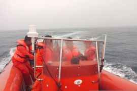 KN Abimanyu fokuskan pencarian korban di perairan Pulau Babar, dua korban masih hilang