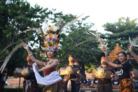 ISI Denpasar tampilkan "Gambyuh Agung" di Pawai PKB 2022