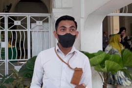 Kuasa hukum media tergugat menanggapi bukti surat pihak penggugat