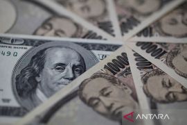 Dolar jumat pagi melemah terhadap yen