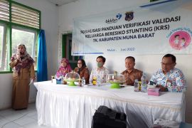 BKKBN Sultra Validasi Data Keluarga Risiko Stunting di Muna Barat