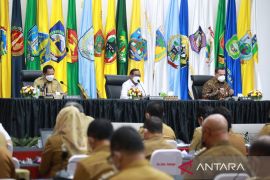 Mahfud MD larang penjabat kada memihak calon tertentu