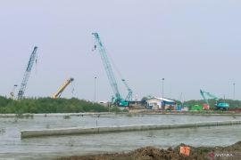 Masalah ketenagakerjaan di proyek PLTGU diharapkan segera diselesaikan