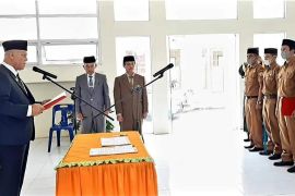 Lantik 61 kepala sekolah, ini pesan Bupati Shabela