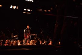 Resensi "Elvis" hingga layar penuh Instagram