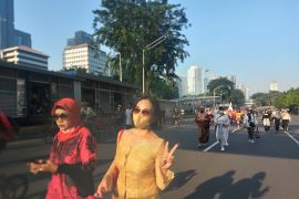 Menlu Retno dukung berkebaya untuk olahraga di CFD