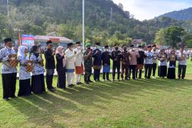 Bupati kagumi 154 buku karya 67 guru penulis