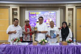 FISIP UMSU luncurkan dan bedah buku "Rekam Jejak di Masa COVID-19"