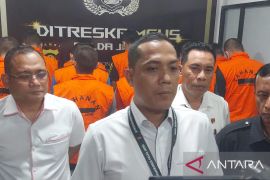 Polisi tangkap 14 pengebor minyak ilegal di Jambi