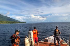 Basarnas cari penjaga rumpon ikan hilang di perairan Halmahera Selatan