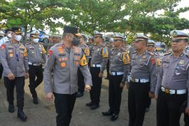 Polda Sumbar turunkan 68 unit kendaraan kawal HDCI Sumatera Bike Week