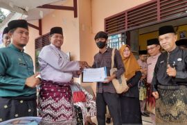 Mukri kaget dua jam KTP dan KK selesai saat Bujang Kampung Siak digelar