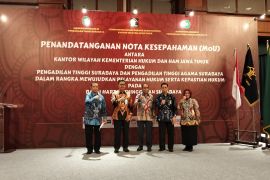 Kanwilkumham dan Pengadilan Tinggi Surabaya MoU percepat penyerahan putusan