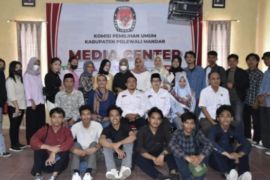 KPU Polewali Mandar dan Unasman Sulbar gelar kuliah lapangan