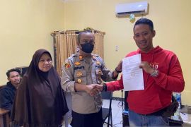 Polsek Citamiang bantah lakukan perusakan kandang ayam milik warga