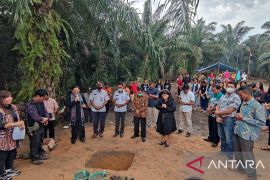 Pemkab Landak minta Gereja tingkatkan penguatan rohani pemuda