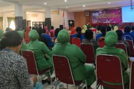 IBI Mabar dorong peran bidan deteksi dini kanker payudara