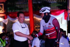 Kapolri Lepas Pesepeda yang Pecahkan Rekor MURI, Gowes Sejauh 508 Km