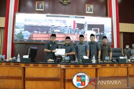 Wali Kota sampaikan pertanggungjawaban pelaksanaan APBD 2021, DPRD berikan 11 poin catatan