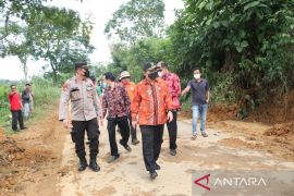 Samuel pastikan penanganan longsor secara optimal