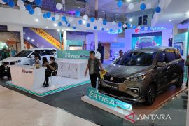Penjualan Suzuki naik, didominasi mobil hybrid