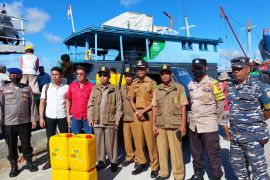 Satgas Pangan Polres Natuna pantau harga minyak goreng di perbatasan