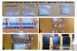 Edarkan sabu-sabu, dua warga dibekuk Polisi