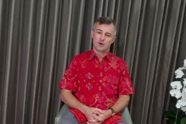 Ukrainians welcome country's status as EU candidate: Ambassador