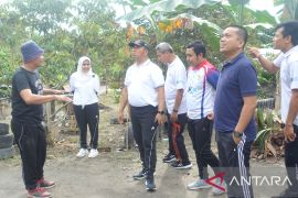 PLN bantu sediakan fasilitas sarana air bersih kepada 42 petani hutan di Desa Dul