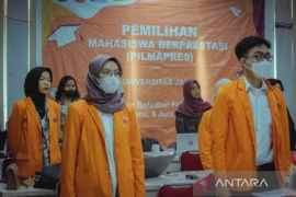 Mahasiswa kedokteran Universitas Jambi juarai pemilihan mahasiswa berprestasi