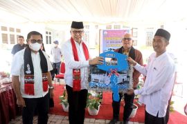 Gubernur Aceh Serahkan Mobil Operasional untuk SLBN Kebanyakan Aceh Tengah