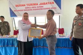 Camat Sukadana berpesan kepada perangkat desa agar bersikap netral dalam Pilkades