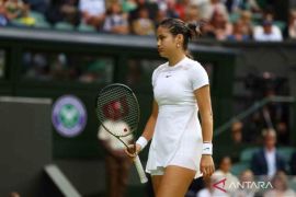 Tak berdaya, juara AS Terbuka Emma Raducanu tersingkir dari Wimbledon 2022 Page 3 Small