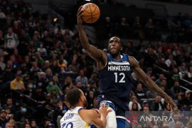 NBA: Tanpa KAT, Timberwolves bekuk Pacers 113-111