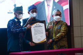 Bupati : Gerakan Hutala upaya mendukung produk UMKM dan IKM lokal