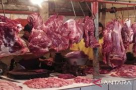 Permintaan daging sapi mulai turun mendekati Idul Adha