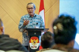 Survei KPK : Jadi gubernur harus punya dana Rp100 M