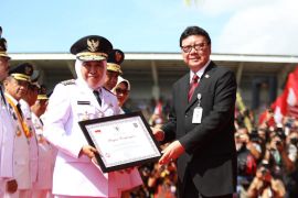 Khofifah kenang Tjahjo Kumolo sebagai sosok politikus bersahabat