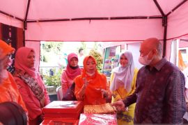 Menteri Teten Masduki berikan apresiasi untuk Koperasi Pusako Minang Bukittinggi