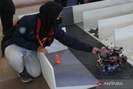 Kontes robot Indonesia