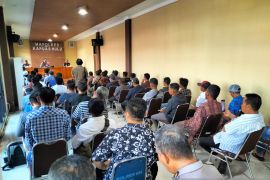 Pemkab Kapuas Hulu dukung perizinan tambang rakyat segera teralisasi