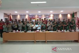 Taput terapkan penyekatan antisipasi penyakit mulut dan kuku ternak