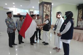 Kloter terakhir jamaah calon haji Embarkasi Makassar diberangkatkan ke Tanah Suci