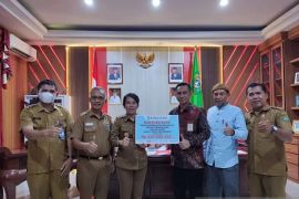 Bank Kalbar bantu Rp500 juta untuk pembangunan Masjid Agung Singkawang